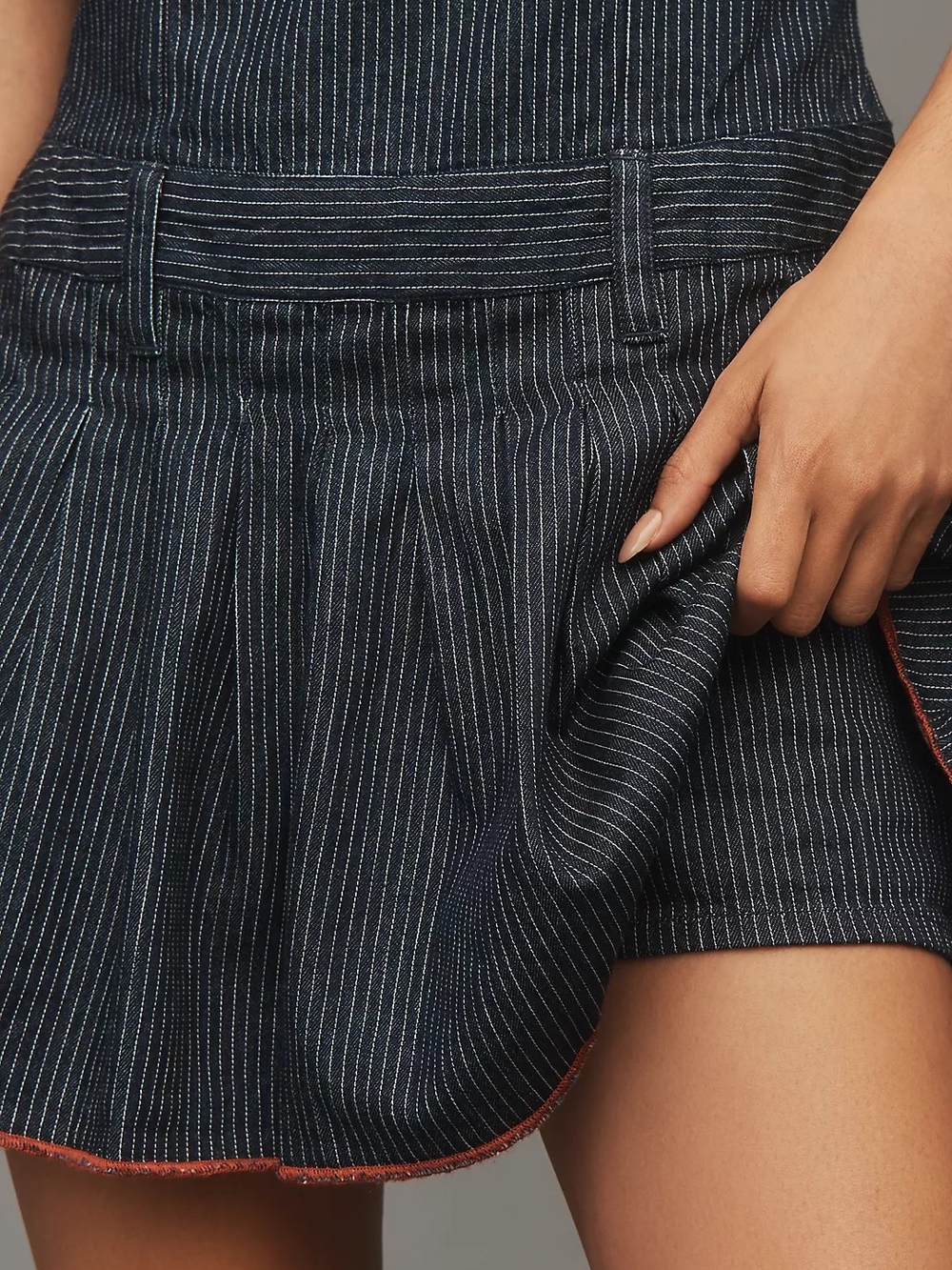 NWT Anthropologie Pilcro Pleated Denim Romper | Sleeveless Square Neck | Size 12 - Picture 6 of 7